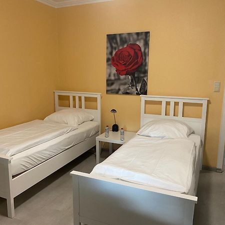 A&S Ferienwohnungen Roonstrasse Bonn Dış mekan fotoğraf